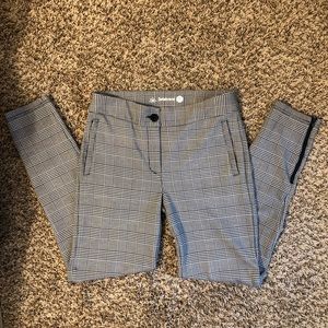 Betabrand Skinny Cigarette B/W Plaid Pant in Medium Long WITH POCKETS!